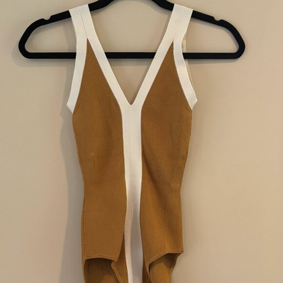 SANDRO Paris Nate Two-Toned Contrast-Trim Knitted Bodysuit In Ocre - Picture 1 of 5